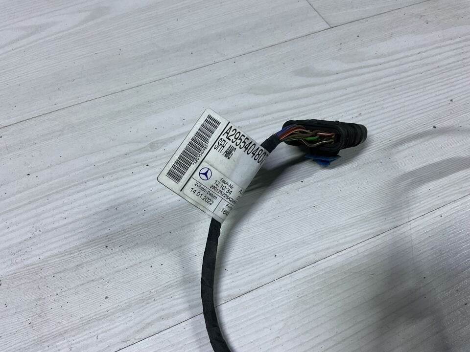 A2955404807 MERCEDES EQE ARKA PARK SENSÖR TESİSATI ÇIKMA ORJİNAL