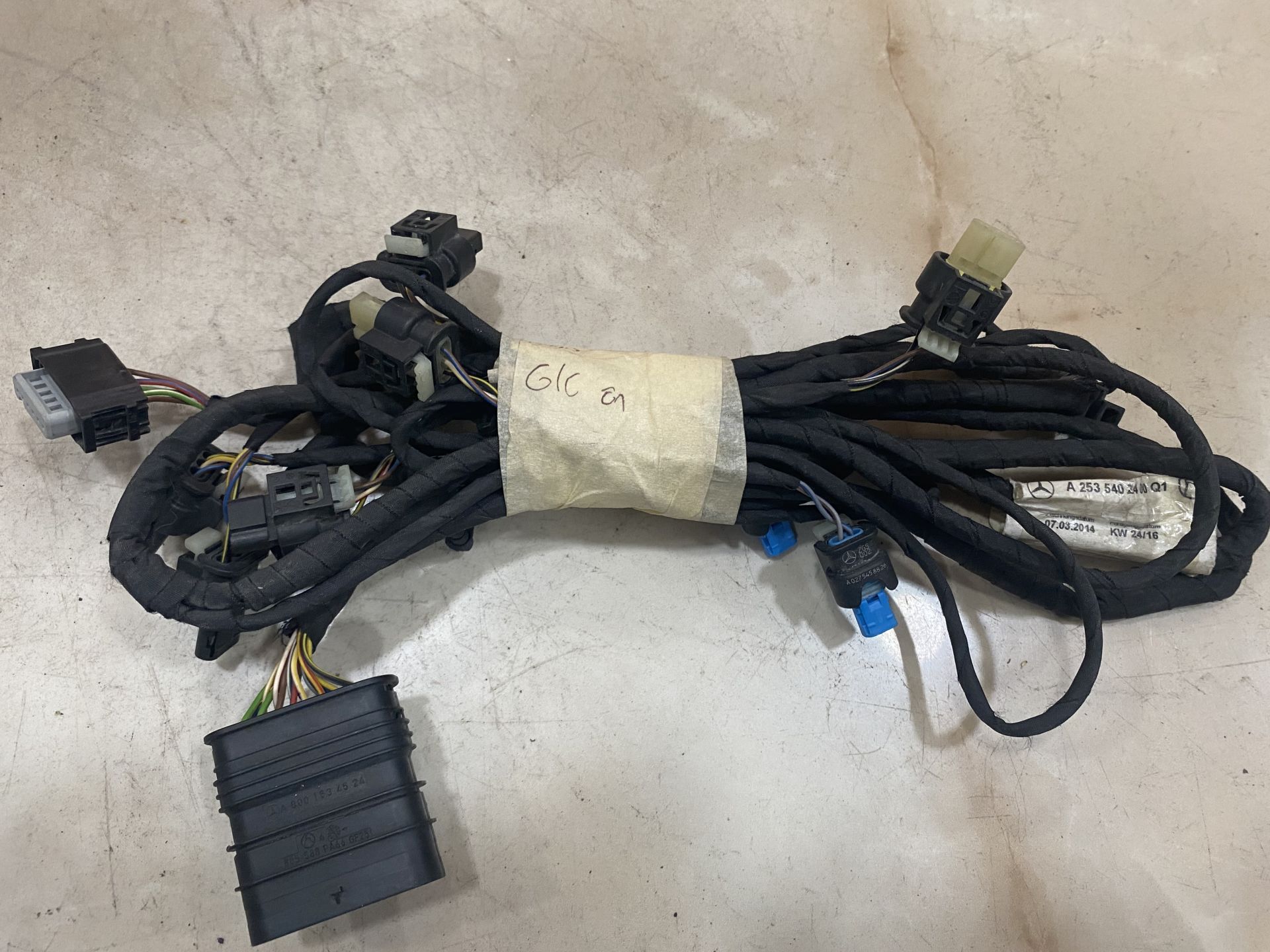 A2535402400 MERCEDES W253 ÖN PARK SENSÖR TESİSATI RADARLI ÇIKMA ORJİNAL
