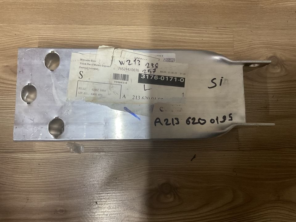 A2136200195 MERCEDES W213 SOL TAMPON DEMİR AYAĞI SIFIR ORJİNAL