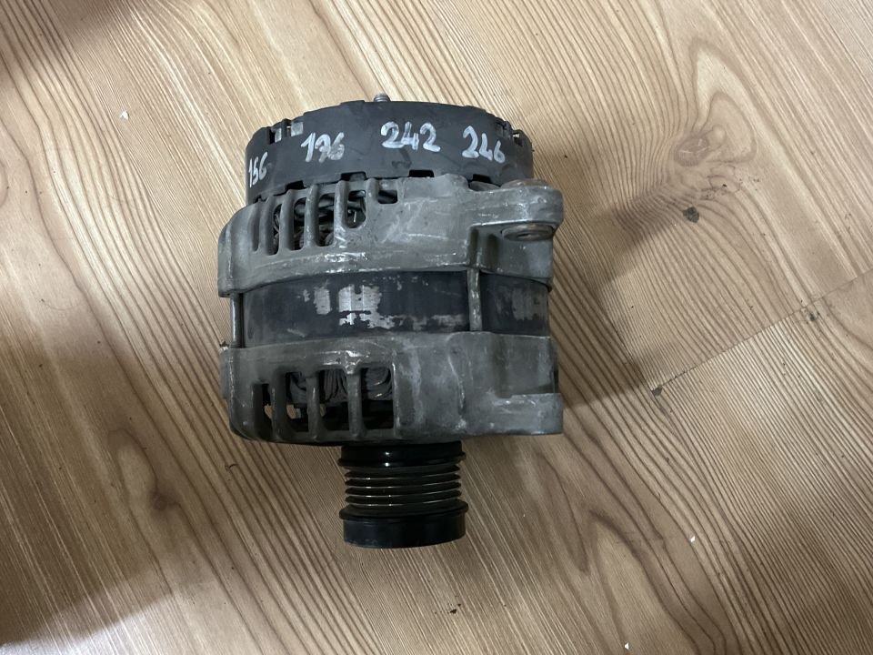 A0009061903 MERCEDES W176 W246 ŞARJ DİNAMOSU ÇIKMA ORJİNAL
