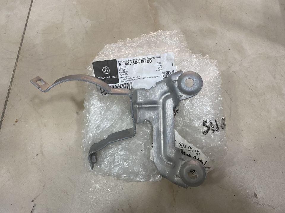 A4475040000 MERCEDES W447 VİTO YEDEK SU POMPASI AYAĞI SIFIR ORJİNAL