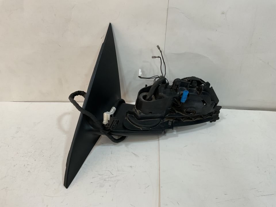 A1568100716 MERCEDES W156 GLA KATLANIR SOL AYNA GÖVDESİ ÇIKMA ORJİNAL