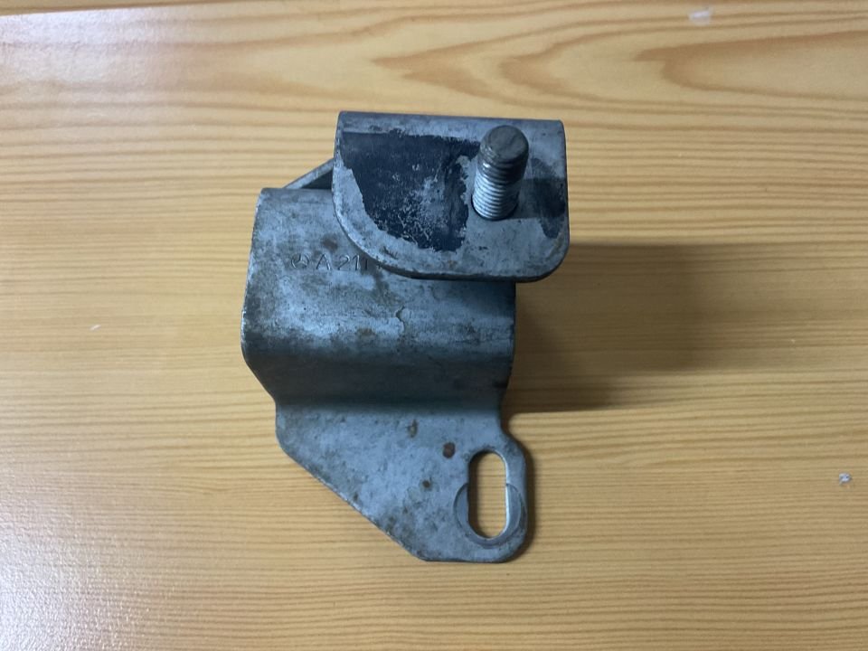 A2114910041 MERCEDES W203 W211 DİZEL EGZOZ TUTUCU BRAKETİ ÇIKMA ORJİNAL
