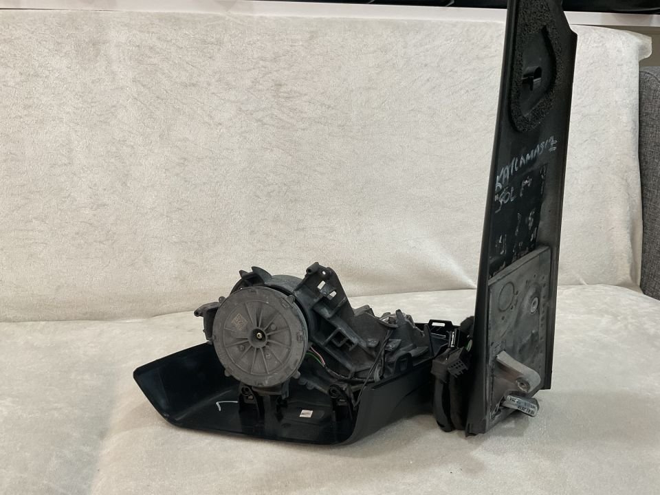 MERCEDES VİTO W447 SOL AYNA GÖVDESİ KATLAMASIZ ÇIKMA ORJ
