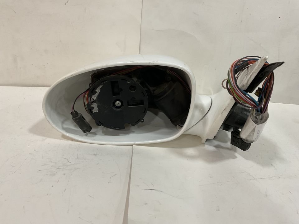 BMW E39 5 SERİSİ SOL ELEKTRİKLİ ISITMALI AYNA ÇIKMA ORJİNAL