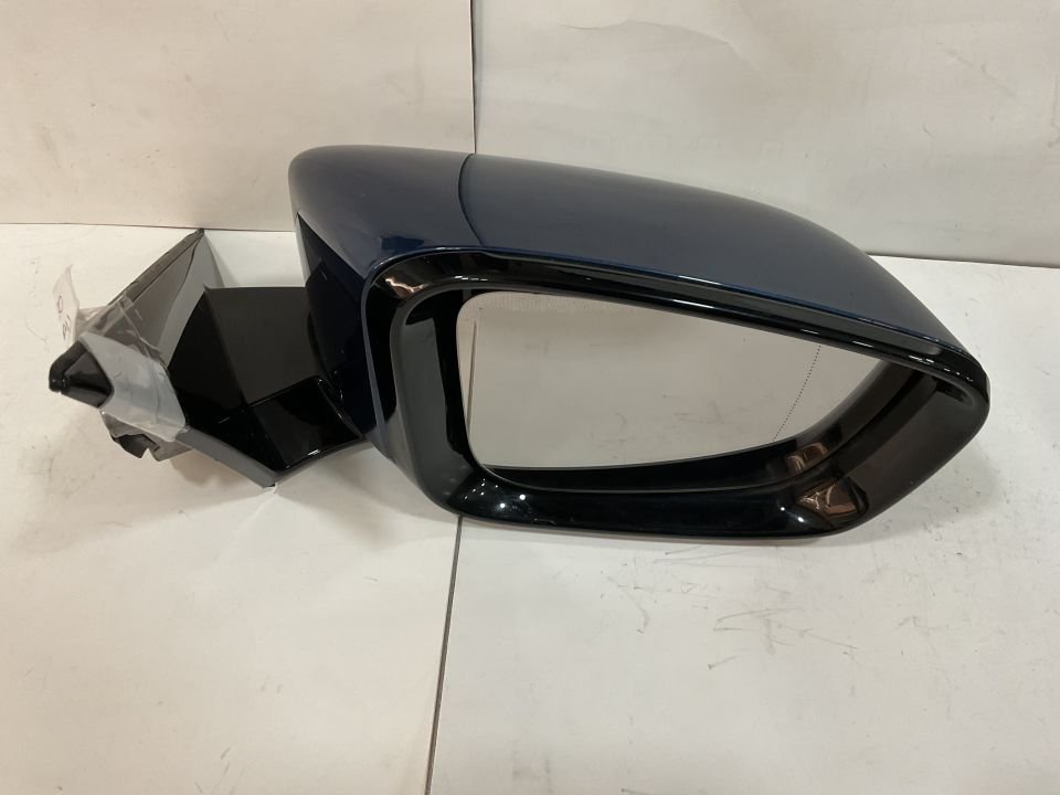 BMW G30 5 SERİSİ KATLAMALI KARARTMASIZ SAĞ AYNA ÇIKMA ORJİNAL