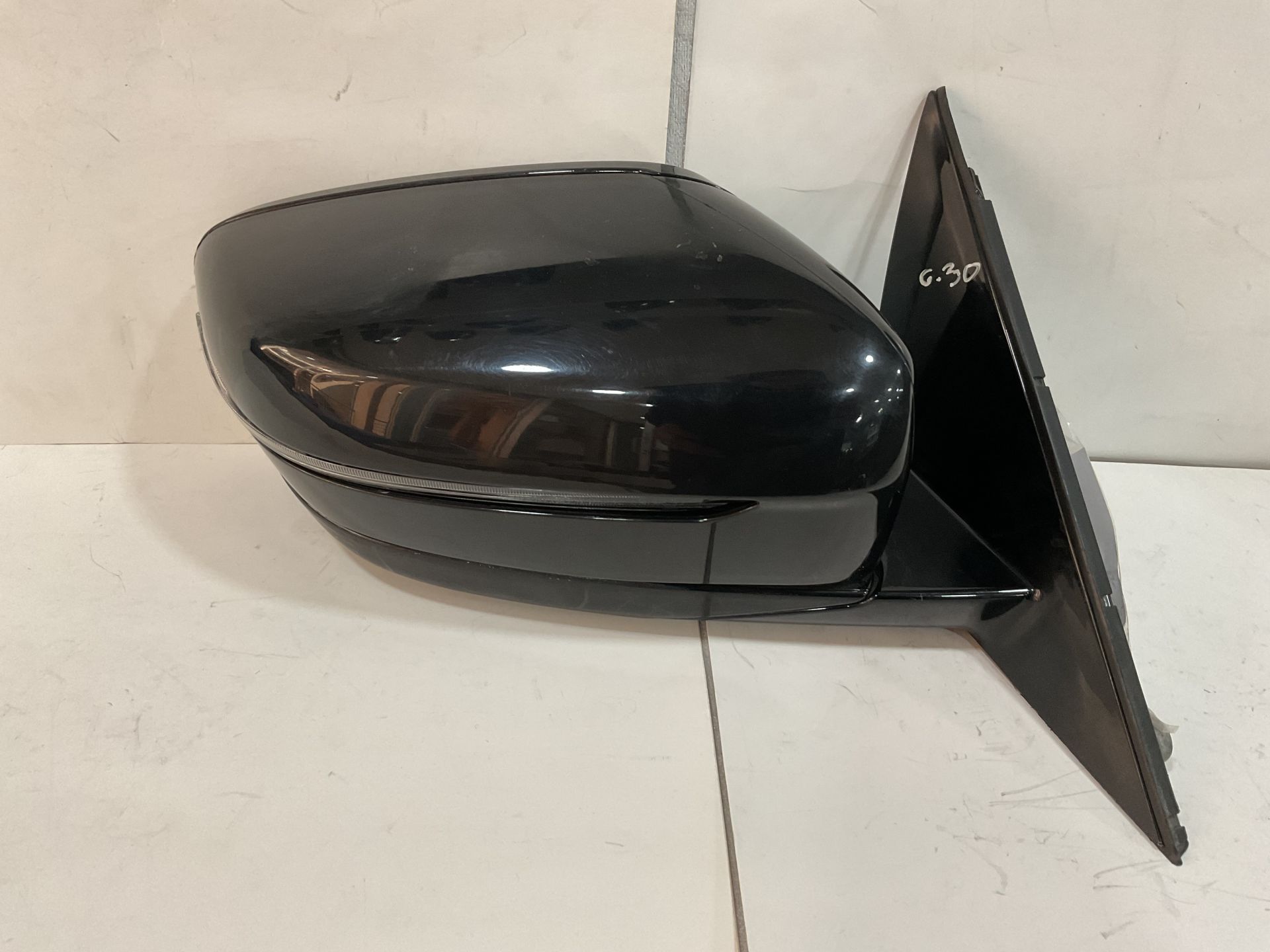 51167485132 7485132 BMW G30 G32 KATLAMALI KARARTMASIZ SAĞ AYNA ÇIKMA ORJİNAL