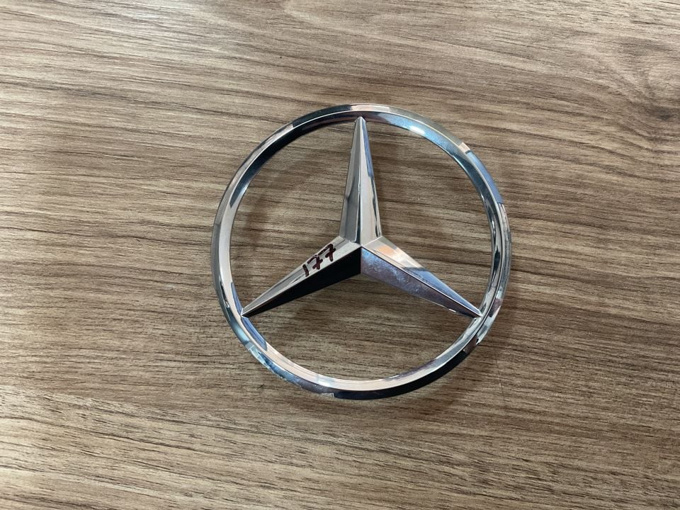 A1778170100 MERCEDES ARKA BAGAJ YILDIZI SIFIR ORJ