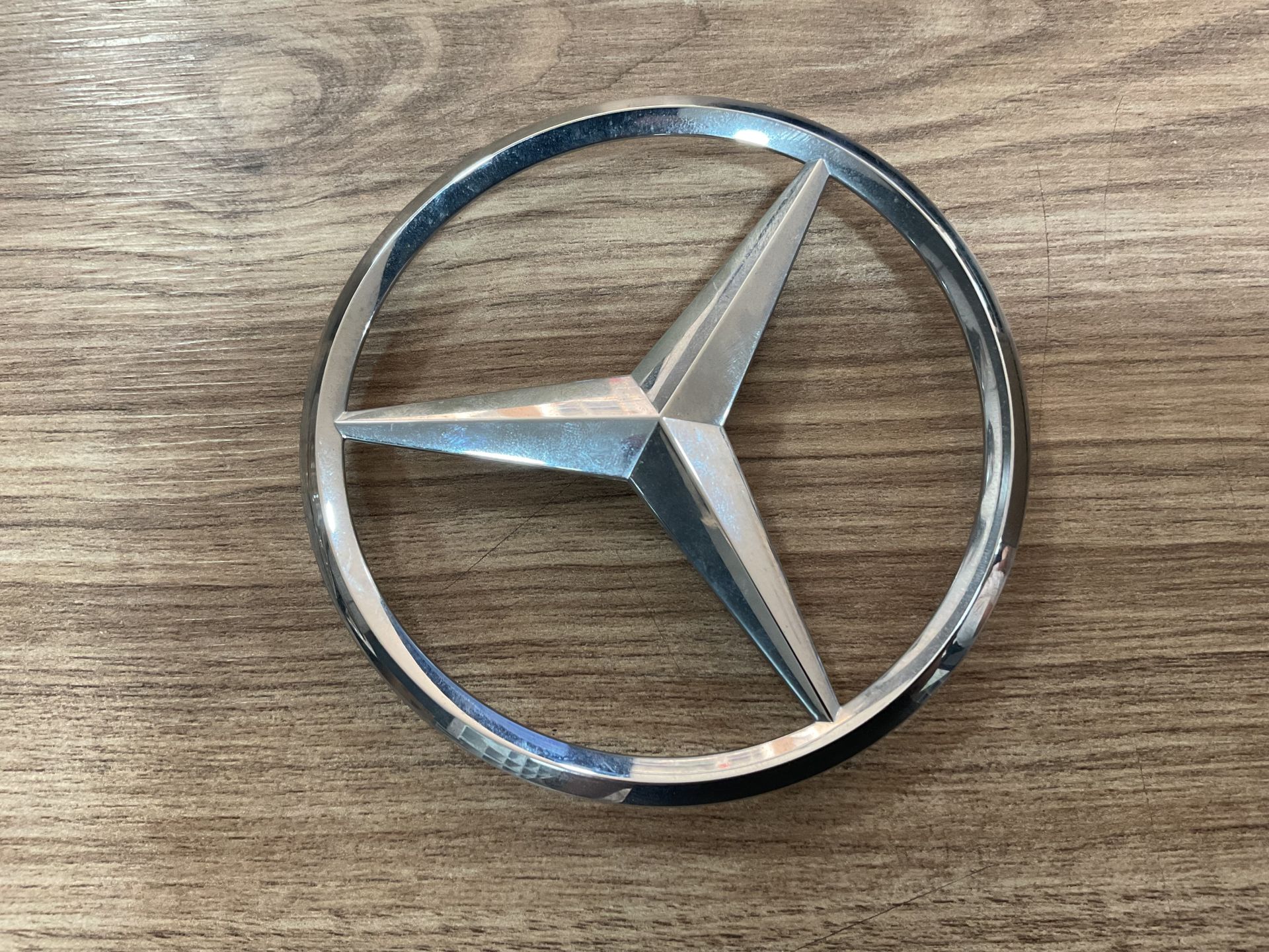 A2068171600 MERCEDES ARKA BAGAJ YILDIZI ÇIKMA ORJ