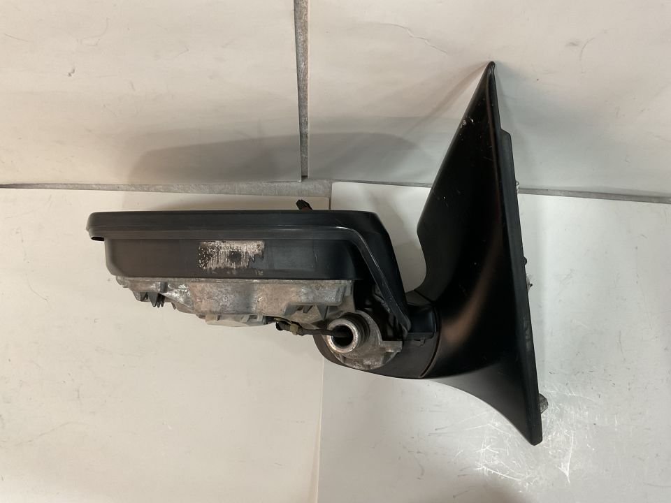 7245590 BMW F10 F11 F18 5 SERİSİ KATLAMALI KARARTMALI SAĞ AYNA GÖVDESİ ÇIKMA ORJİNAL