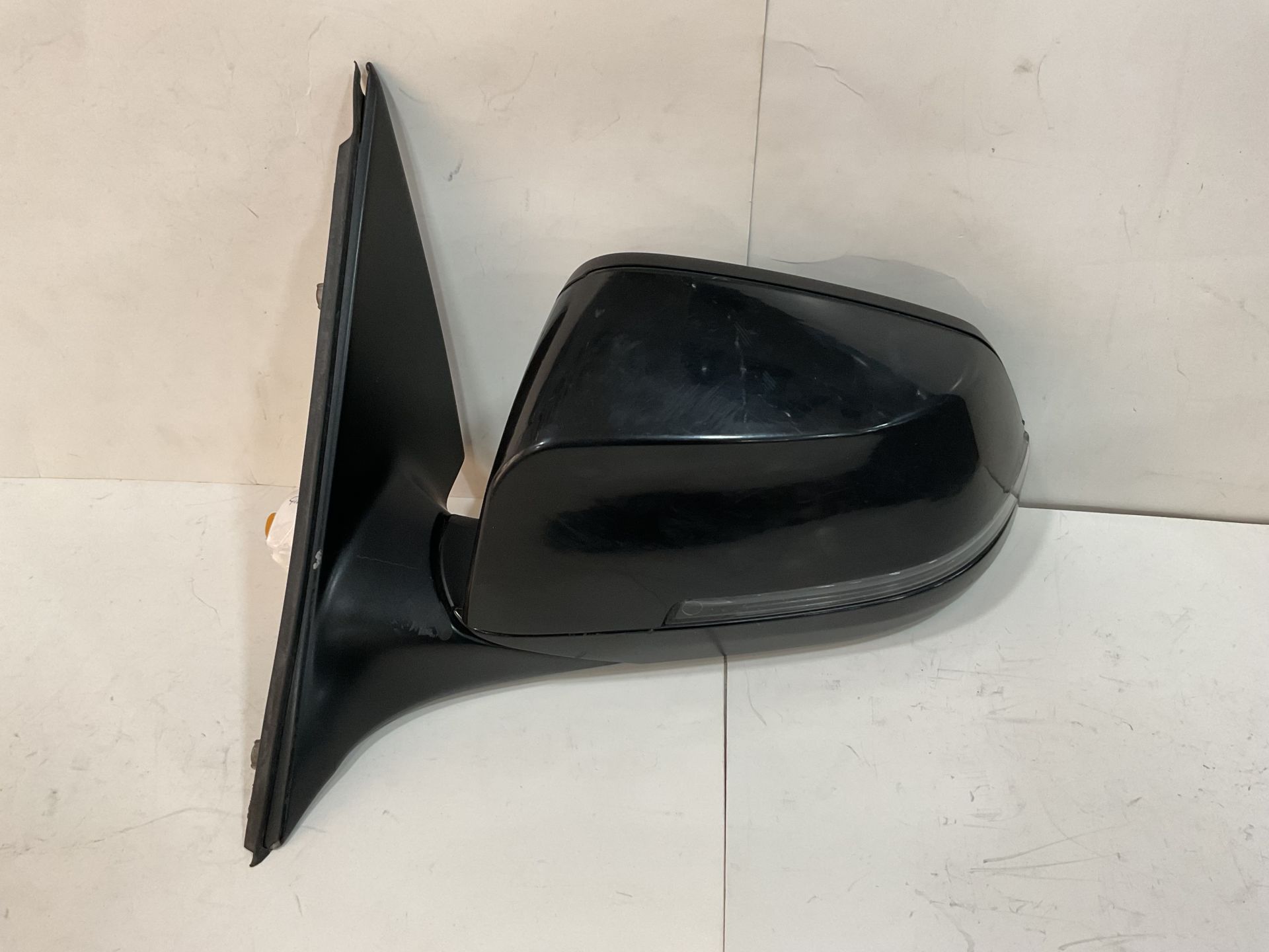 51167321820 7321820 BMW F10 KATLAMALI KARARTMALI SOL AYNA ÇIKMA ORJİNAL 2014-2017