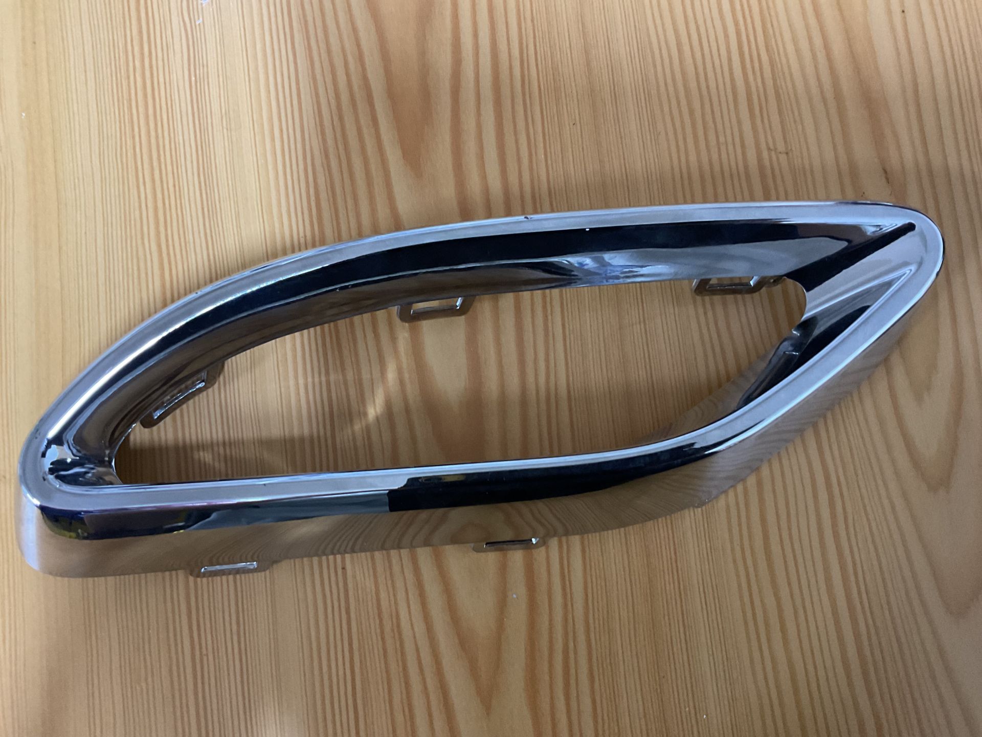 A2058852221 MERCEDES W205 C200 AMG SOL ARKA EGZOZ UCU NİKELAJI SIFIR Y.S