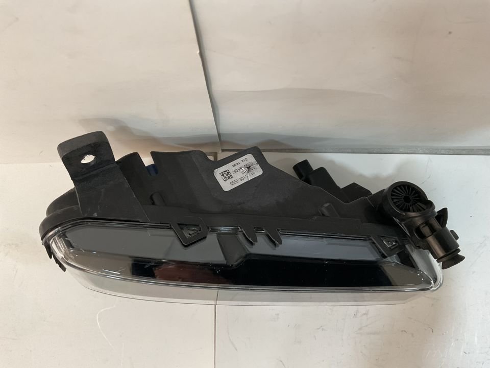 63178089525 8089525 BMW F44 F45 F46 2 SERİSİ  F48 X1 G06 X6 G20 G21 G28 3 SERİSİ SOL LED SİS FARI ÇIKMA ORJİNAL