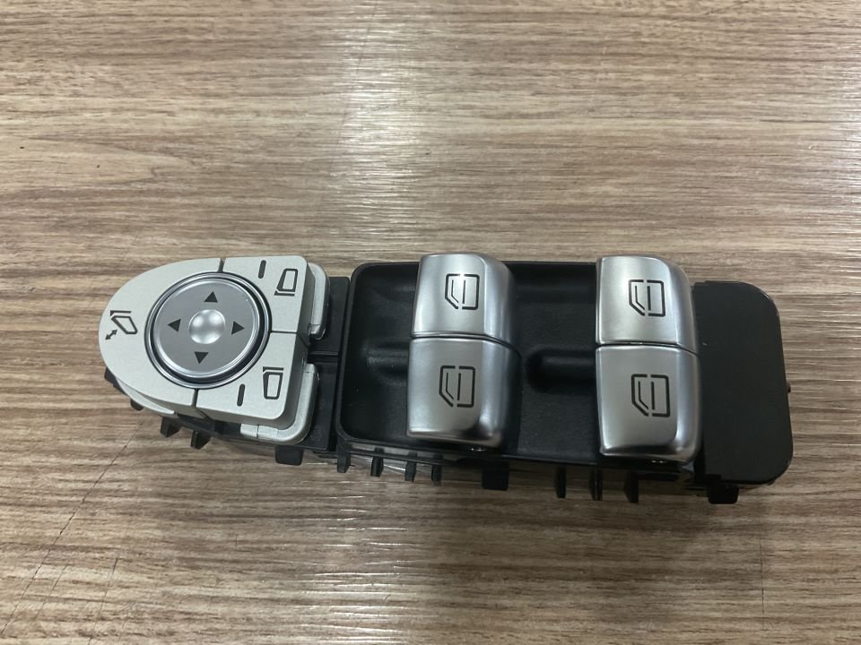 A2139055103 MERCEDES W213 W238 SOL KAPI CAM DÜĞMESİ SIFIR Y.S