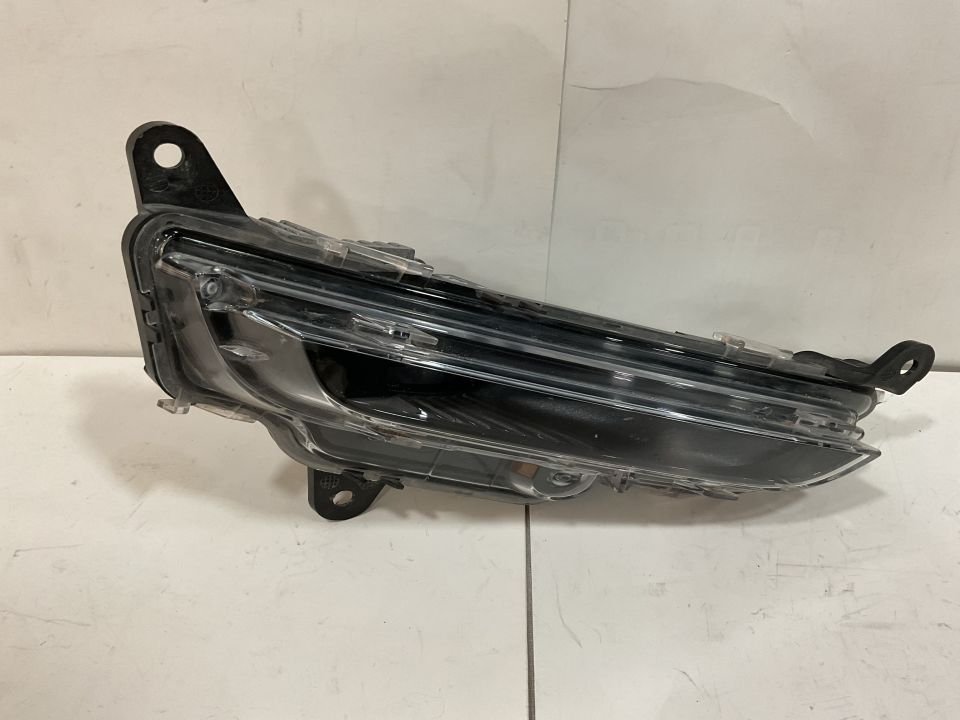 K8D215200 RANGE ROVER DİSCOVERY SPORT L550 SAĞ SİS FARI ÇIKMA ORJİNAL