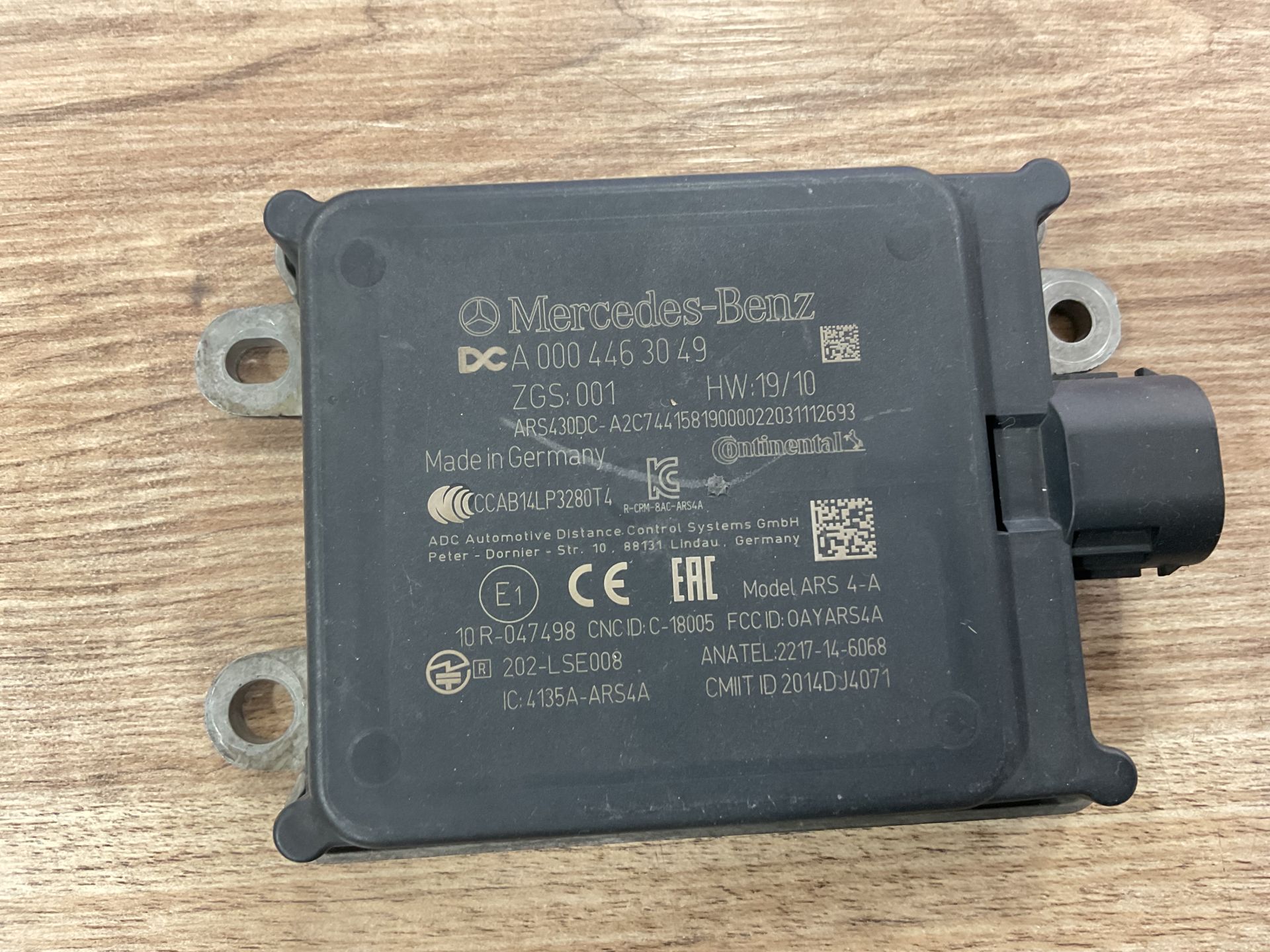 A0004463049 A0004462249 A0004462049 A0004462449 A0004462849 MERCEDES DİSTRONİK RADAR BEYNİ SIFIR ORJİNAL