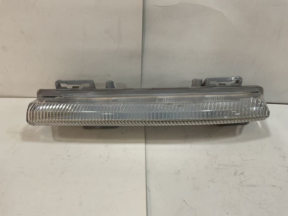 A2049068900 MERCEDES W204 C180 W212 E200 W207 E250 SOL SİS FARI ÇIKMA ORJİNAL