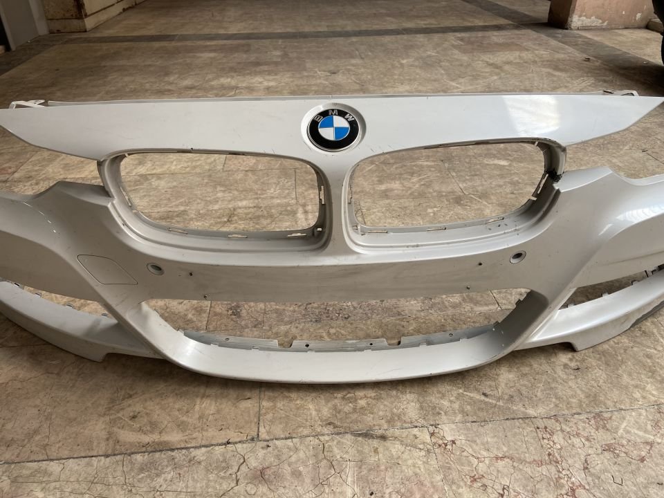 BMW F30 LCİ ÖN TAMPON PARK SENSÖRLÜ TAMİRLİ ÇIKMA ORJİNAL