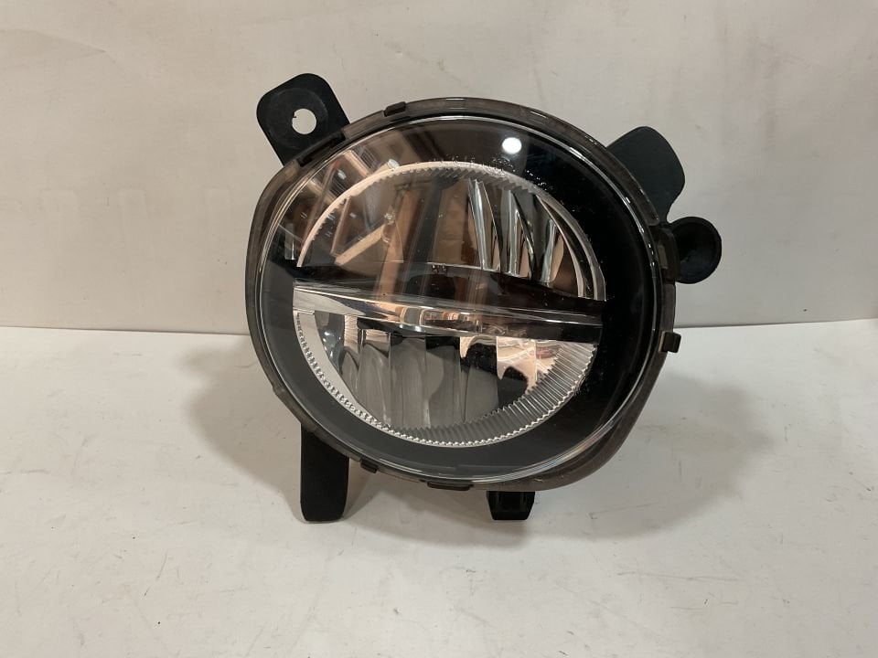 63177315560 7315560 BMW F20 F30 SAĞ SİS FARI ÇIKMA ORJİNAL