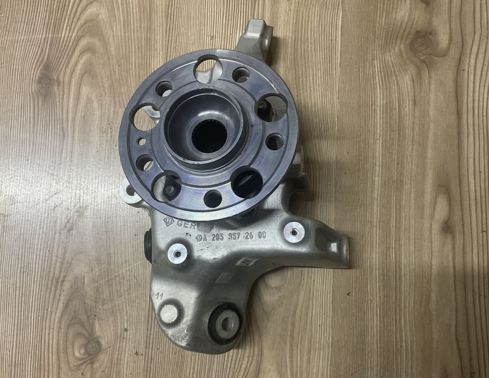 A2053572600 MERCEDES W205 ARKA SAĞ PORYA TAŞIYICI ÇIKMA ORJİNAL