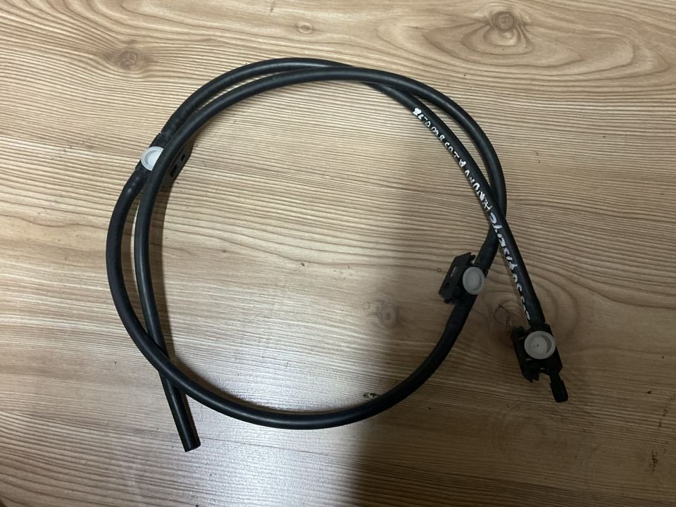 A2058600292 MERCEDES W205 ÖN SU FISKİYE HORTUMU ÇIKMA ORJİNAL