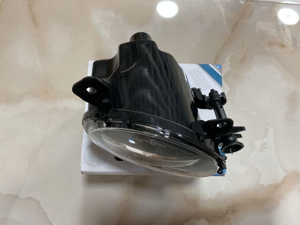 63177315560 7315560 BMW F20 1 SERİSİ  F30 F34 3 SERİSİ F32 F36 4 SERİSİ  LCİ SAĞ SİS SIFIR Y.S