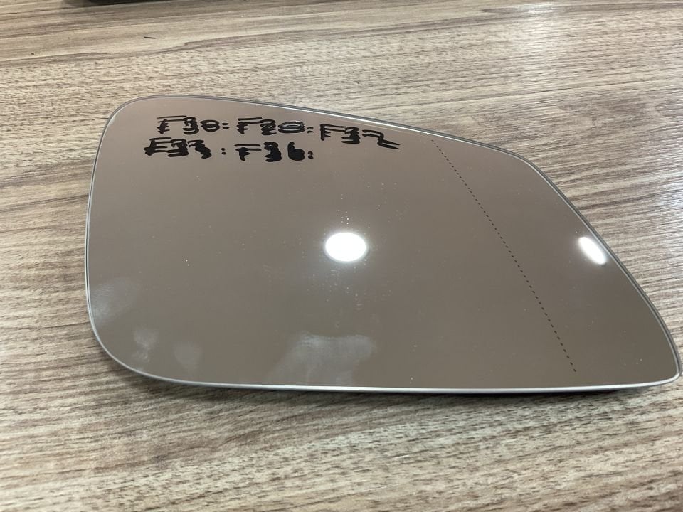 51167285000 7285000 BMW F30 F20 SAĞ AYNA CAMI ÇIKMA ORJ