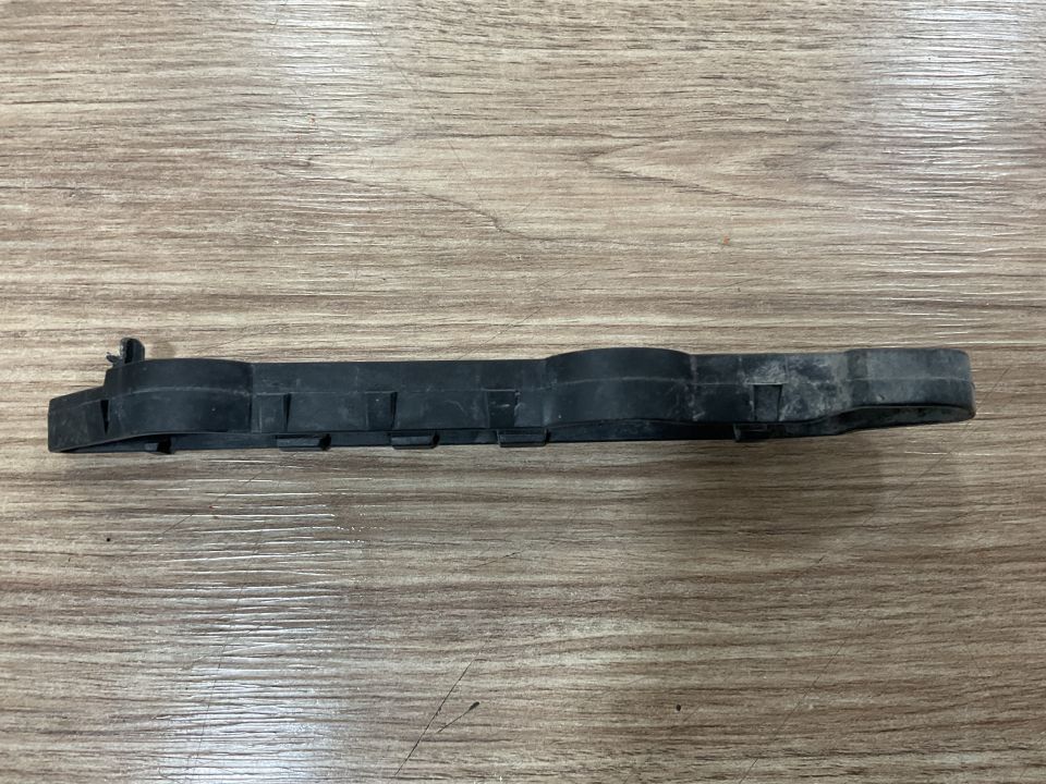 A1768852421 MERCEDES W176 SAĞ ÖN TAMPON BRAKETİ ÇIKMA ORJİNAL