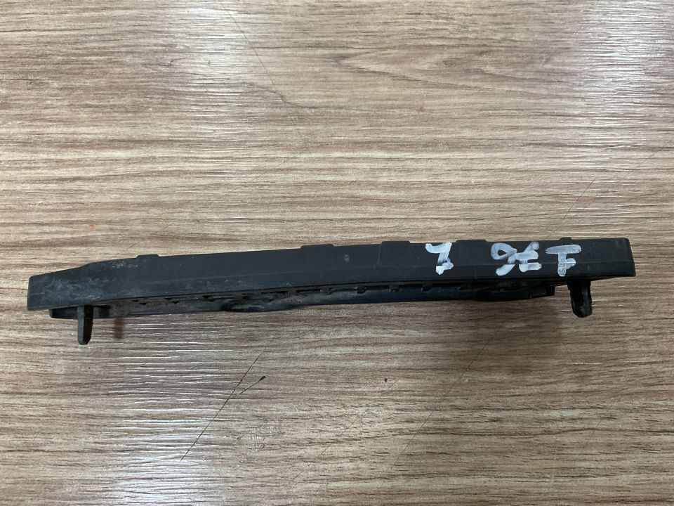 A1768852321 MERCEDES W176 SOL ÖN TAMPON BRAKETİ ÇIKMA ORJİNAL