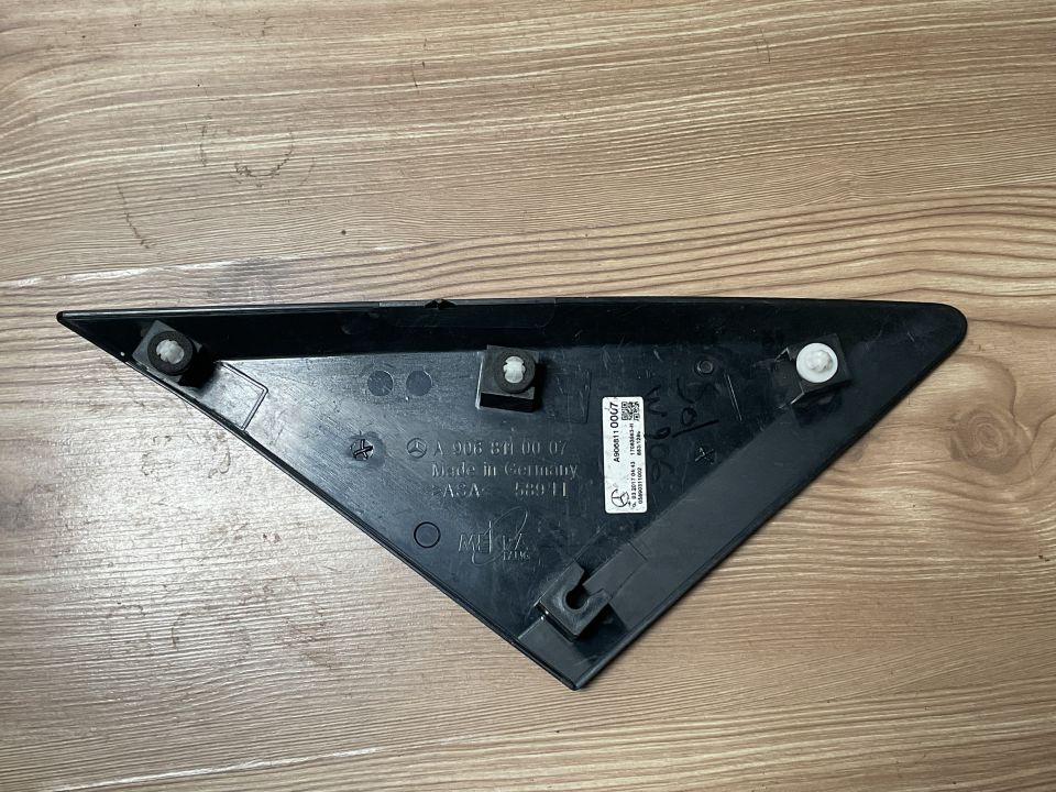 A9068110007 MERCEDES W906 SOL AYNA KÖŞE KAPAĞI ÇIKMA ORJİNAL