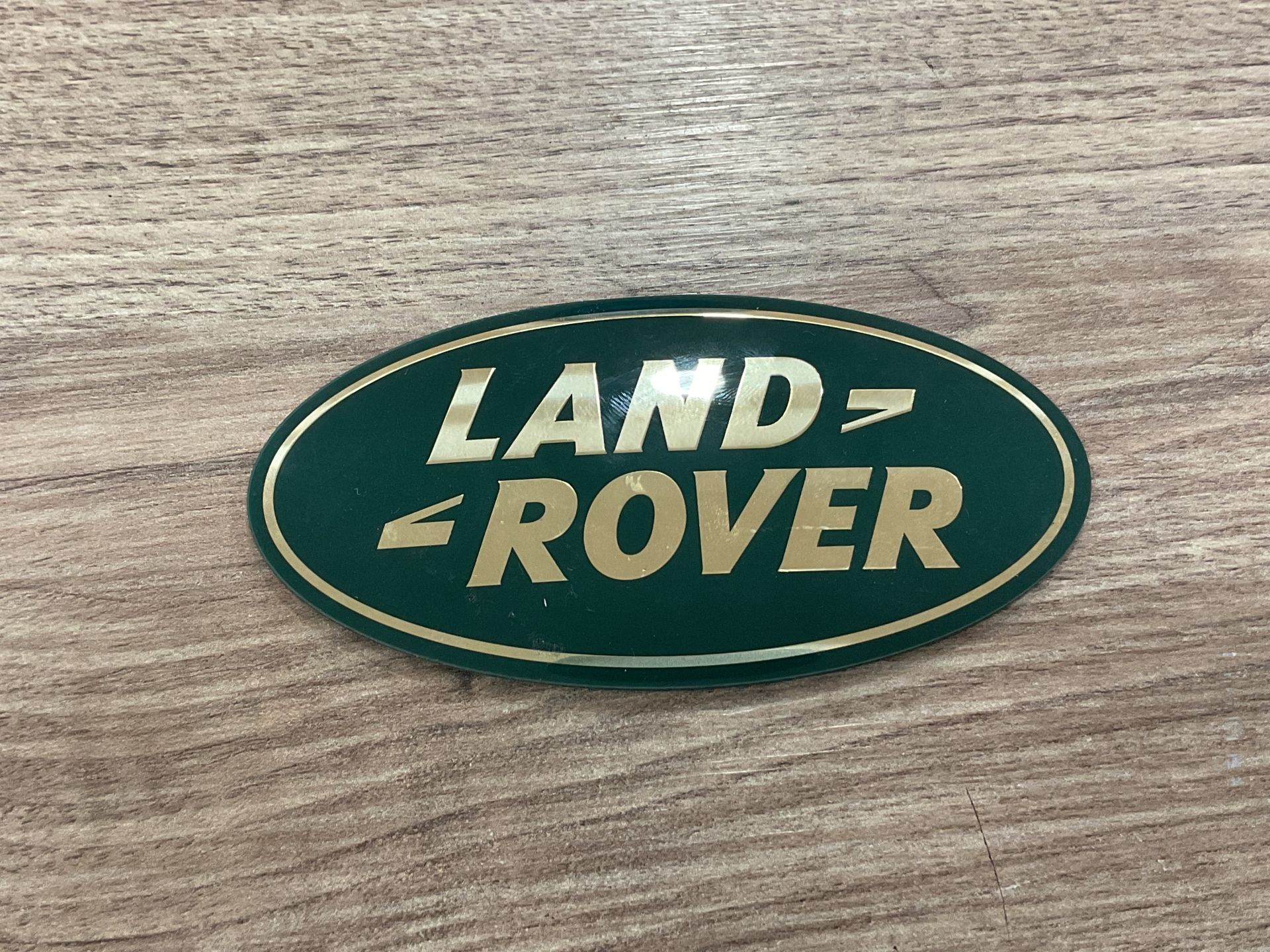 LR062324 LAND ROVER BAGAJ AMBLEMİ ÇIKMA ORJ