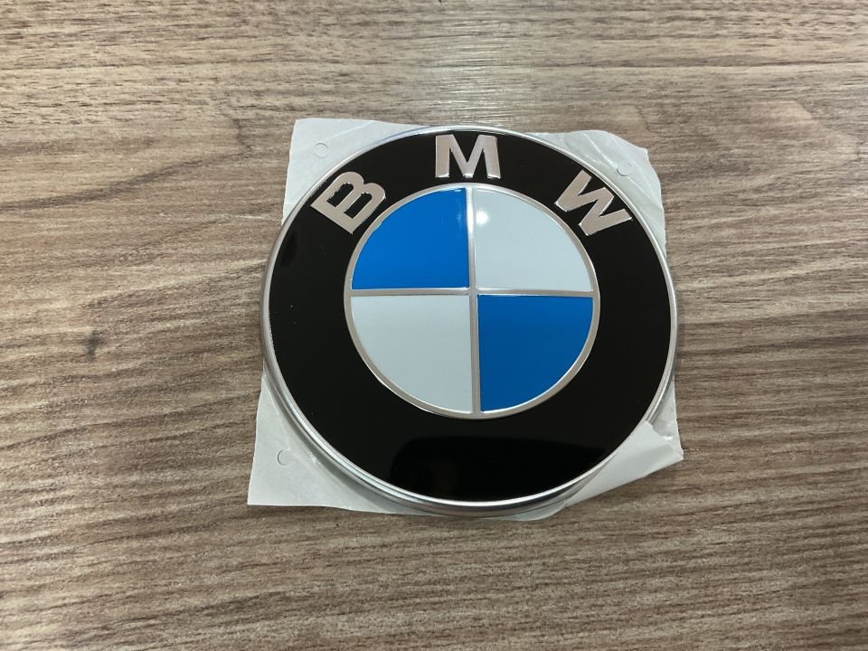 51767288752 7288752 BMW E81 E87 ÖN KAPUT LOGO ARMASI SIFIR ORJ