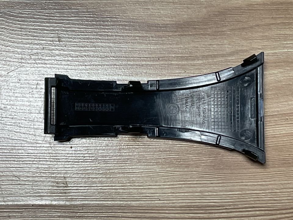 51137349586 7349586 BMW G30 G31 G38 ÖN ORTA TAMPON BAKALİTİ ÇIKMA ORJİNAL