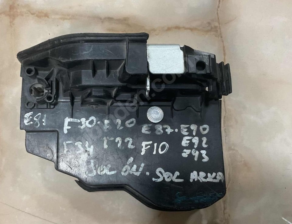 51217229461 7229461 BMW F10 F20 SOL ÖN ARKA KİLİT MEKANIZMASI ÇIKMA ORJİNAL