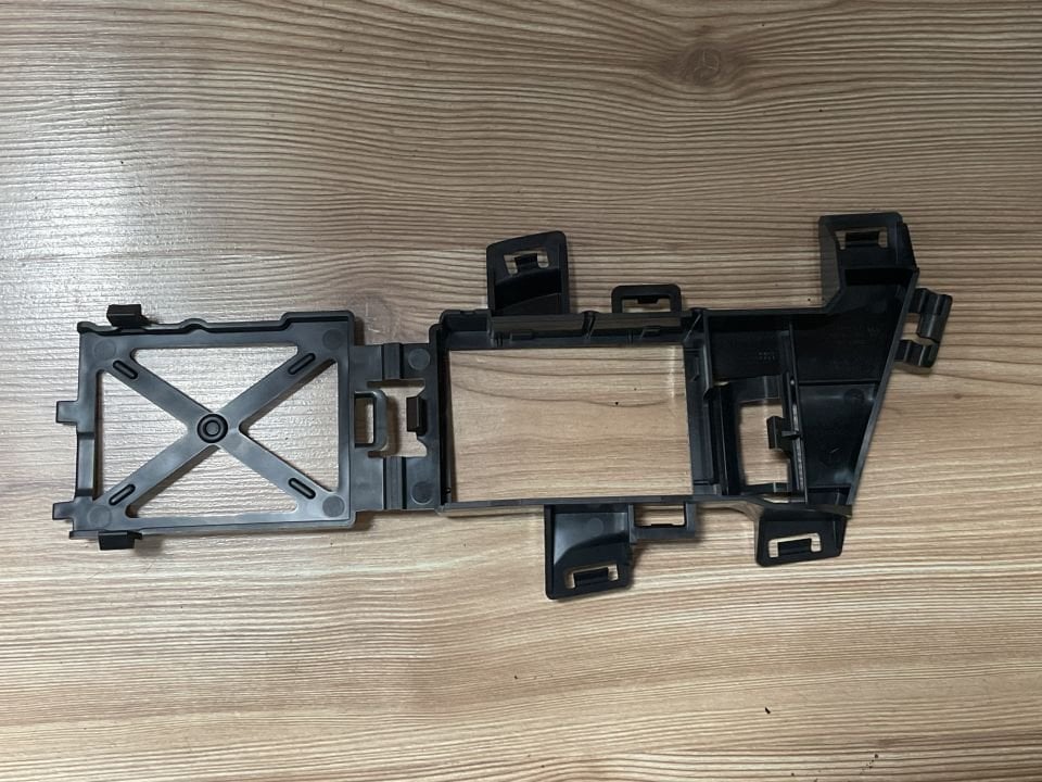 A1768853056 MERCEDES W176 ÖN TAMPON RADAR SENSÖR BRAKETİ SIFIR ORJİNAL