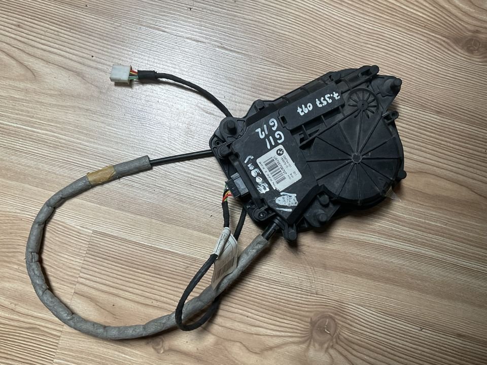 51247357097 7357097 BMW G11 G12 ARKA BAĞAJ KAPAK KİLİDİ MEKANİZMASI ÇIKMA ORJİNAL