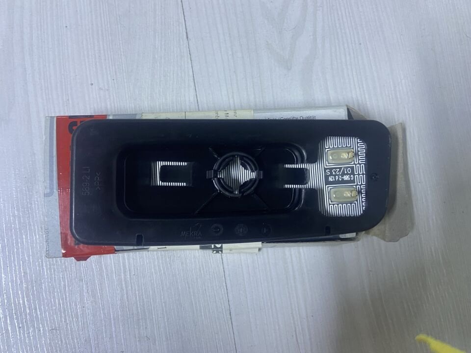 A0028113933 MERCEDES W906 W907 W910 ISITMALI SOL ALT AYNA CAMI SIFIR ORJİNAL