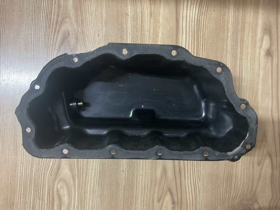A6420102528 MERCEDES W642 ALT YAĞ KARTERİ ÇIKMA ORJİNAL