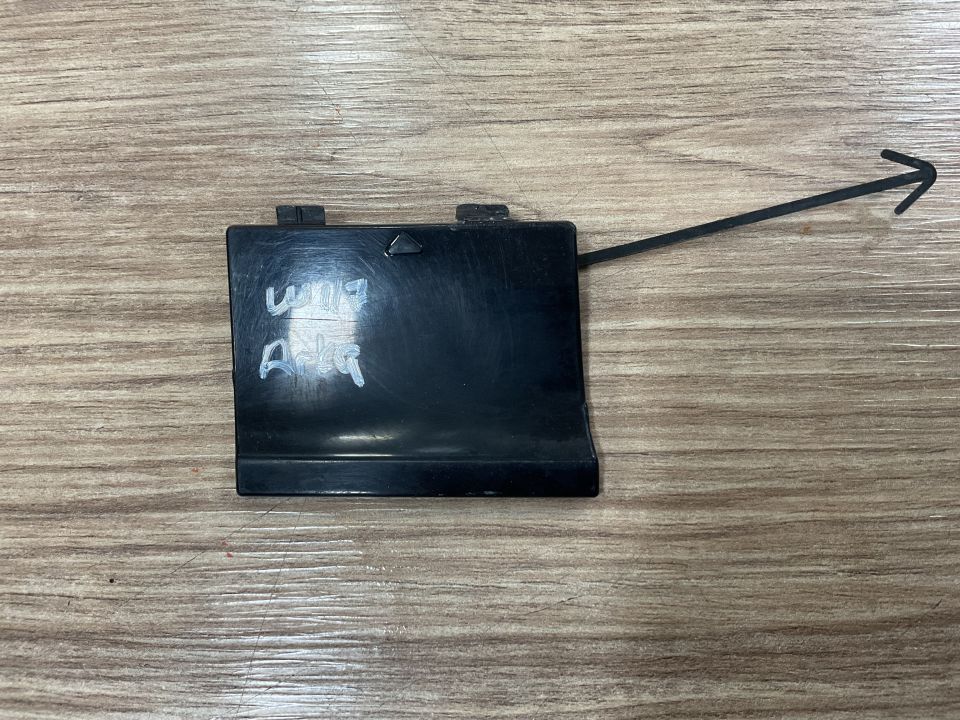 A1178859800 MERCEDES W117 CLA ARKA TAMPON ÇEKİ DEMİR KAPAĞI ÇIKMA ORJİNAL