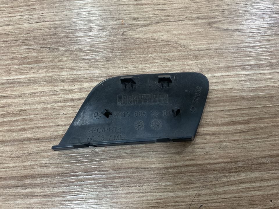 A2138853301 MERCEDES W213 E200 AMG ARKA TAMPON ÇEKİ DEMİR KAPAĞI ÇIKMA ORJİNAL