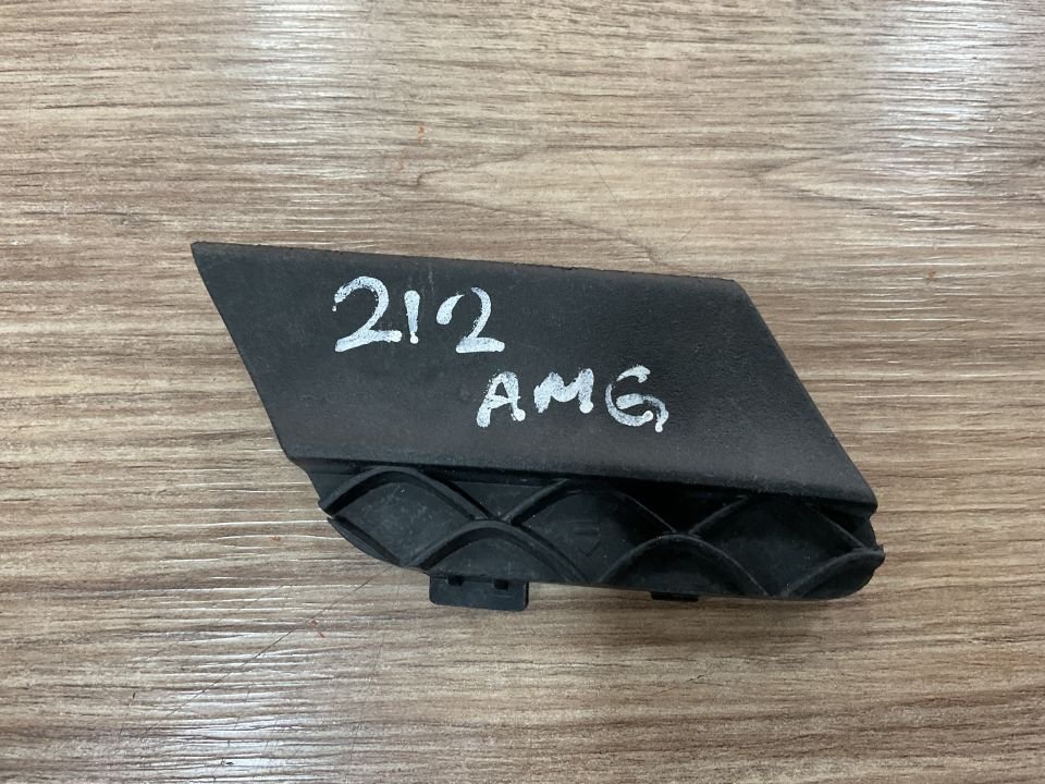 A2128850256 MERCEDES W212 E200 AMG ARKA TAMPON ÇEKİ DEMİR KAPAĞI ÇIKMA ORJİNAL