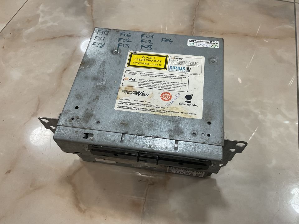 9293395 BMW F10 F11 F12 CD ÇALAR ÇIKMA ORJ