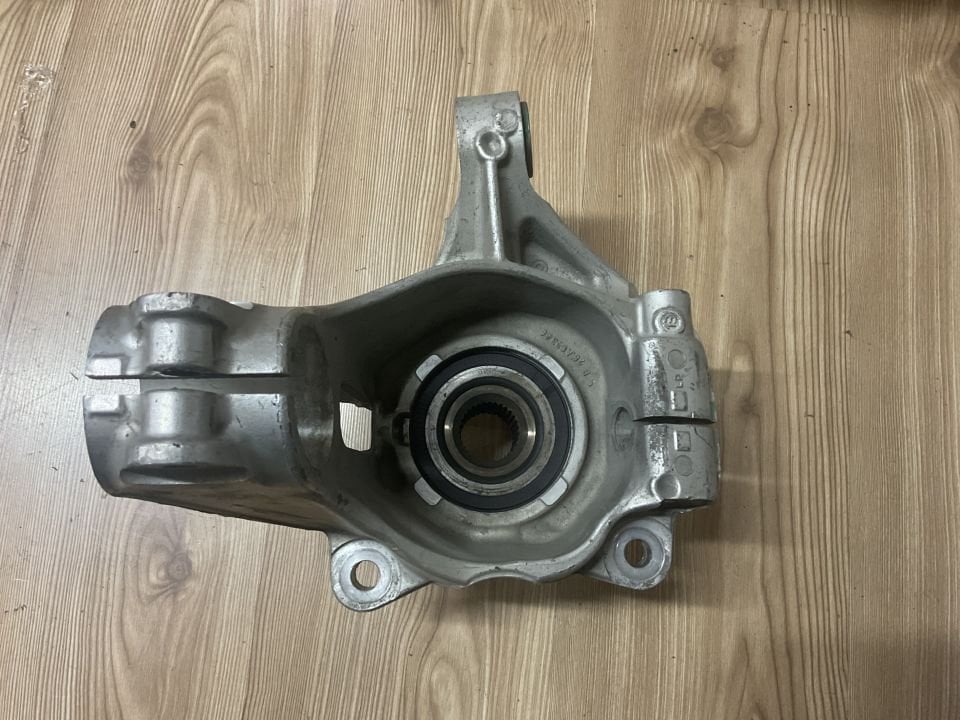 LR087153 RANGE ROVER EVOQUE ÖN SAĞ TAŞIYICI ÇIKMA ORJİNAL