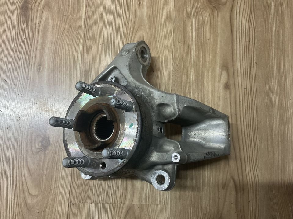 LR087153 RANGE ROVER EVOQUE ÖN SAĞ TAŞIYICI ÇIKMA ORJİNAL
