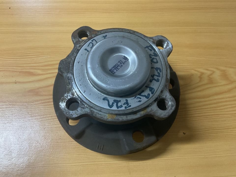 6876841 BMW F20 ÖN SAĞ PORYA ÇIKMA ORJİNAL