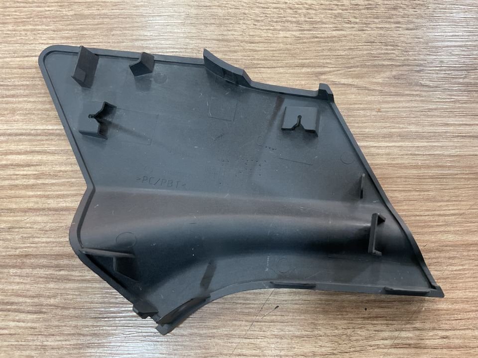 A2188850126 MERCEDES W218 CLS AMG ÖN TAMPON ÇEKİ DEMİR KAPAĞI ÇIKMA ORJİNAL