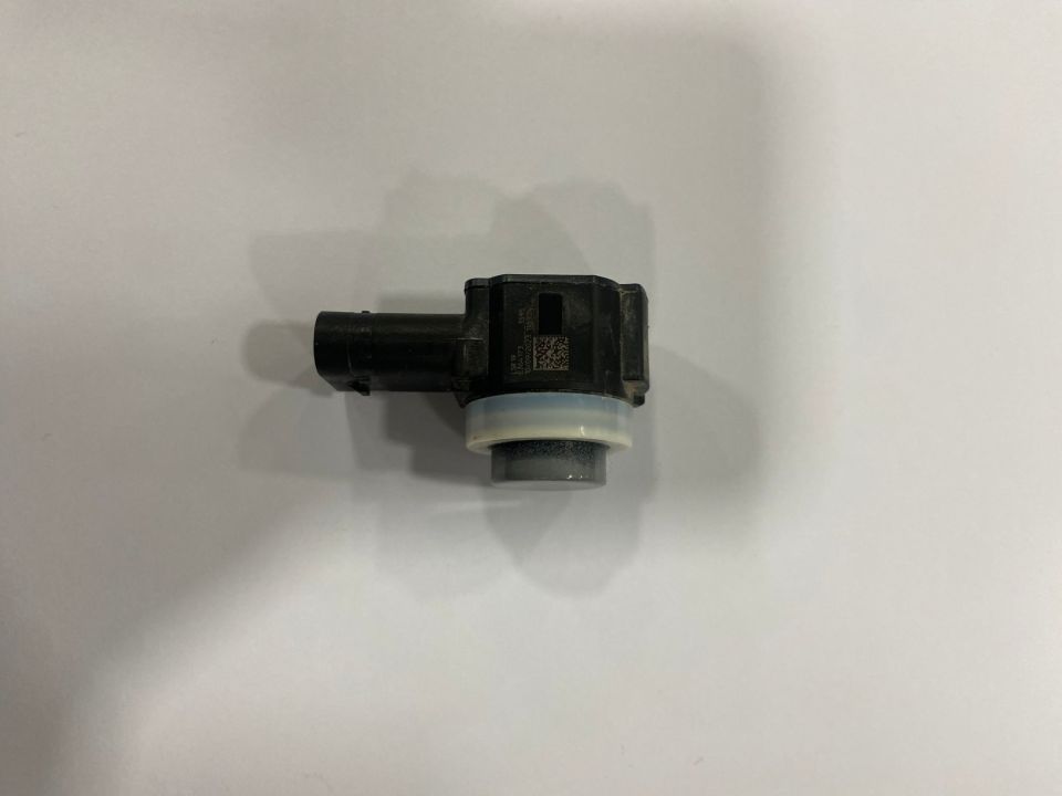 66205A2DA44 5A2DA44 BMW G70 G07 LCI PARK SENSÖRÜ ÇIKMA ORJİNAL