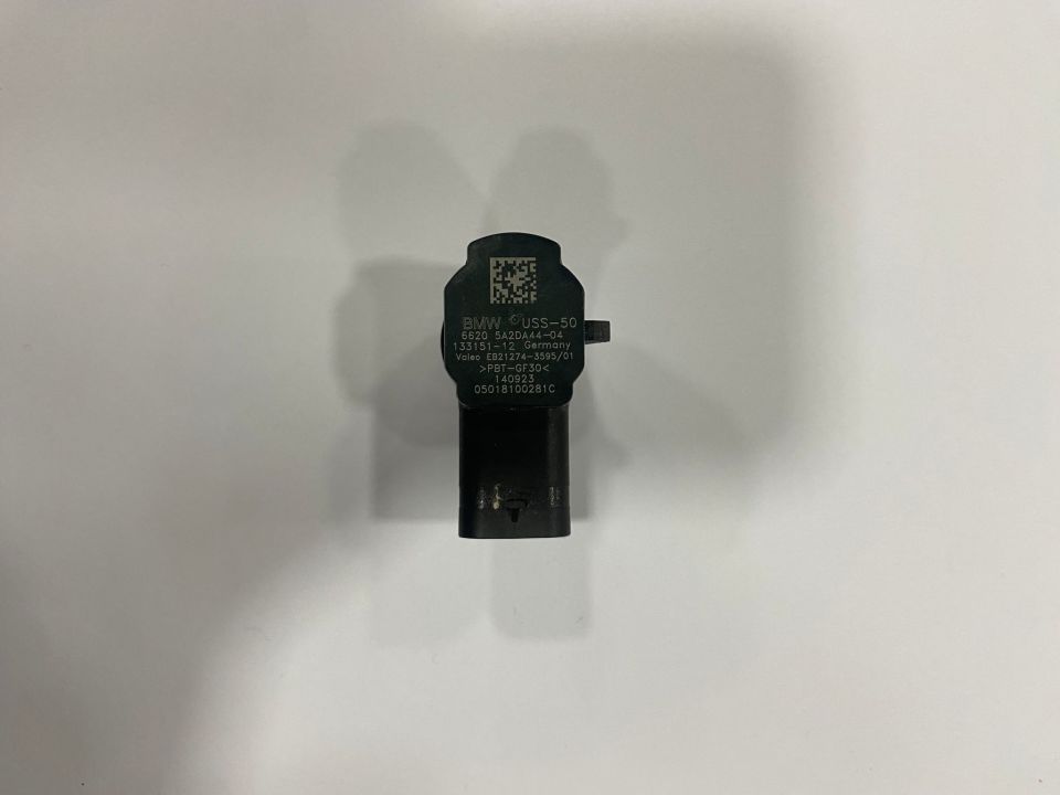 66205A2DA44 5A2DA44 BMW G70 G07 LCI PARK SENSÖRÜ ÇIKMA ORJİNAL