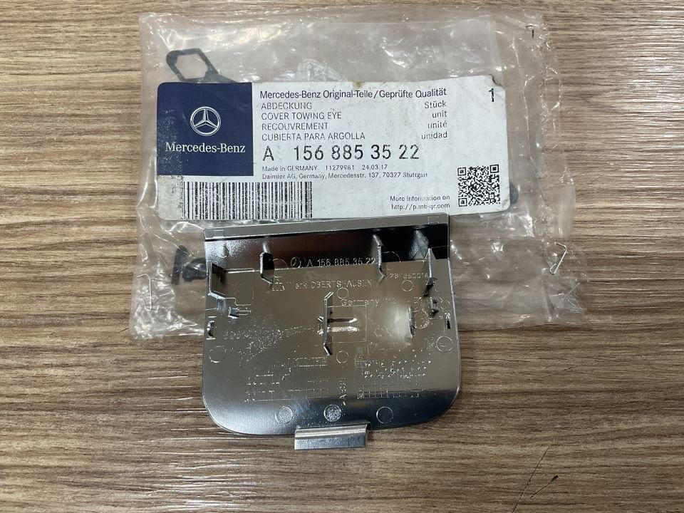 A1568853522 MERCEDES W156 GLA ARKA TAMPON ÇEKİ DEMİR KAPAĞI SIFIR ORJİNAL