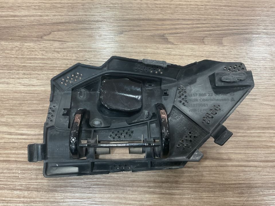 A1178852256 MERCEDES W117 CLA AMG SAĞ FAR FISKİYE KAPAĞI ÇIKMA ORJİNAL